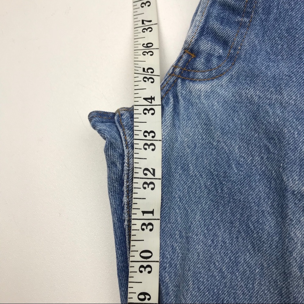 Vintage Levi’s 501 High Waist wedgie fit Jeans - Picture 5 of 8